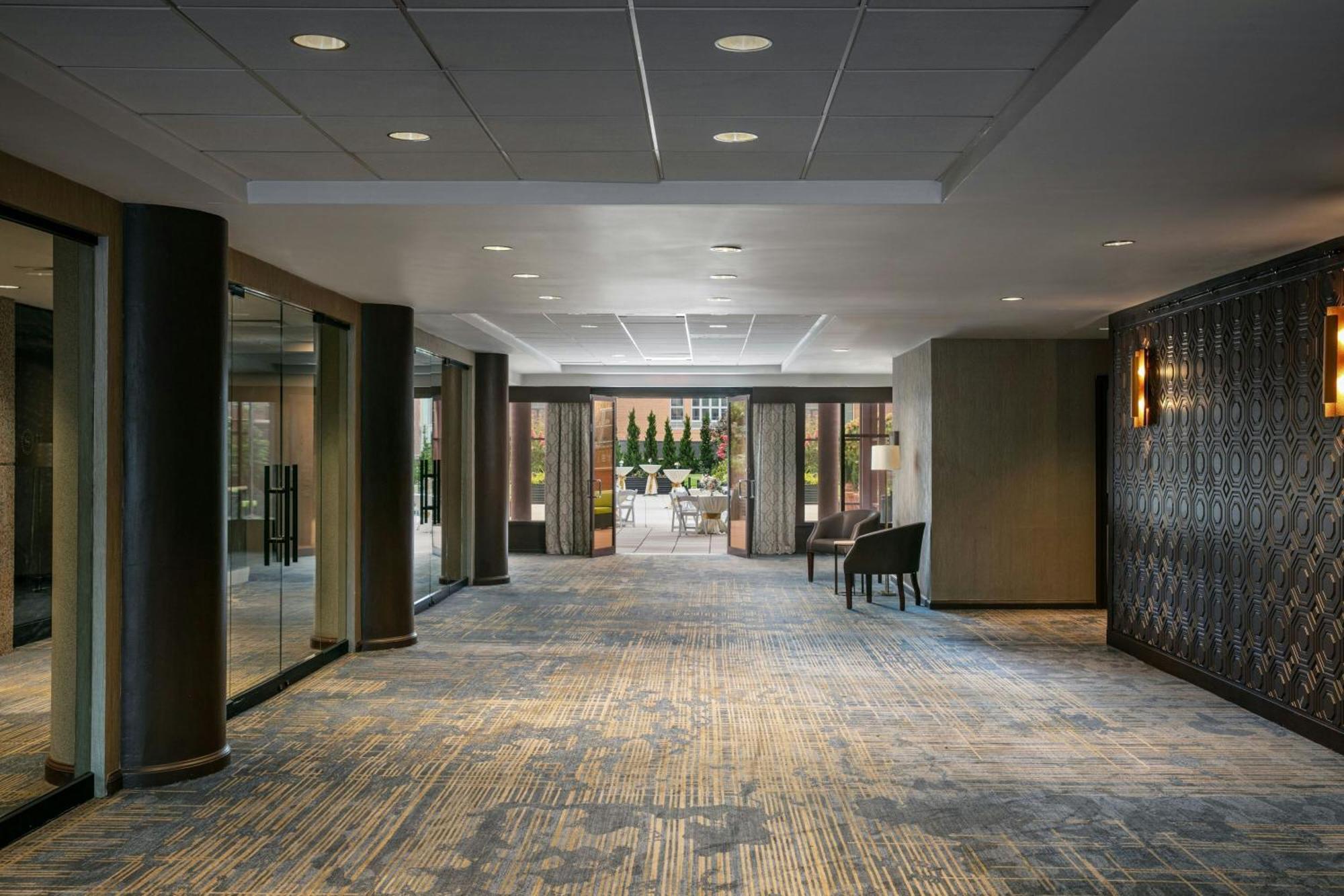 Sheraton Laguardia East Hotel Ню Йорк Екстериор снимка