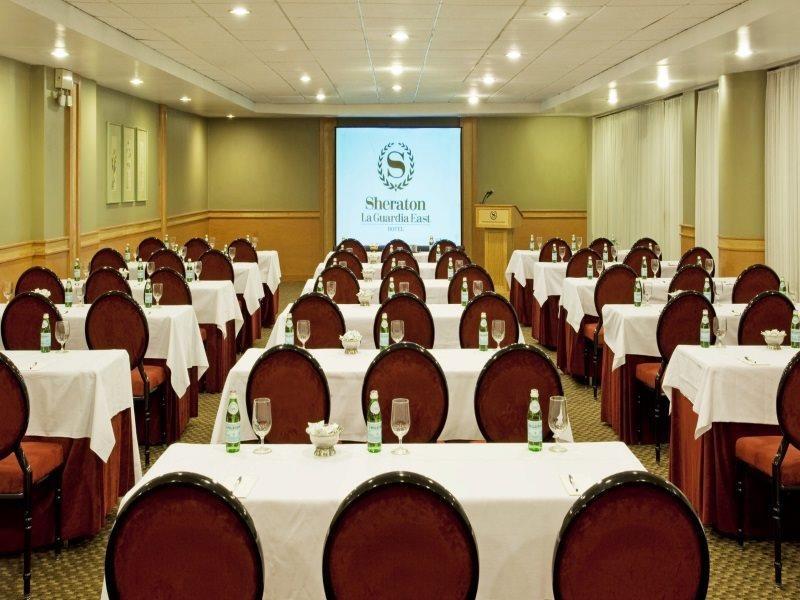 Sheraton Laguardia East Hotel Ню Йорк Екстериор снимка
